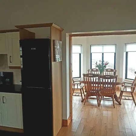Atlantic Drive Seaview House 펜션 *