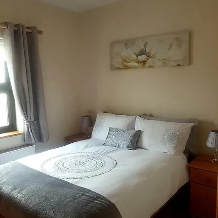 Atlantic Drive Seaview House * Cloghmore